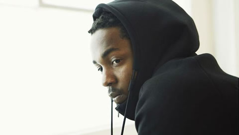 面对新专辑如此强劲的首周销量预测..Kendrick Lamar这样反应