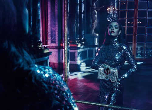 高贵华丽中带Sexy..Rihanna出现在Dior迪奥的Secret Garden IV广告中 (5张照片)