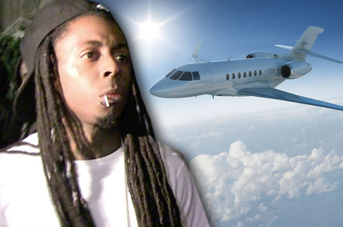 好惨!! Lil Wayne一下子就得从银行账户中拿出1200多万元给别人..损失600多万元..