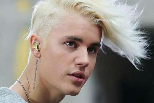 帅到没有好朋友..Justin Bieber的新发型让竞争对手自卑..让Haters无话可说 (3张照片)