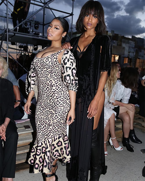 豹纹Nicki Minaj性感透视Ciara一起出席纽约时装周Givenchy秀..拼的就是谁更时尚 (5张照片)