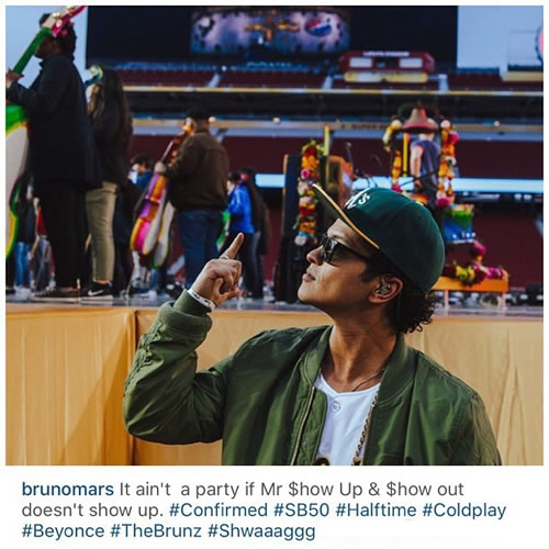 最酷的宣布..Bruno Mars这样告诉你他将加入Coldplay和Beyonce的2016年超级碗中场演出..激动吧 (照片)