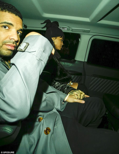 又在一起! Drake和旧爱Rihanna晚上重聚在餐厅..男友Travis Scott你在哪里? (照片)