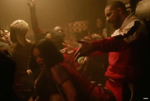 FUCK六God!!! Rihanna男友Travis Scott在社交网络上爆粗口大骂Drake抢了他的女朋友 (照片)