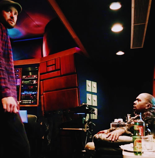 Justin Timberlake这是要再次席卷音乐圈的节奏..与Pharrell重聚录音室后又和这位超级制作人重聚 (照片)