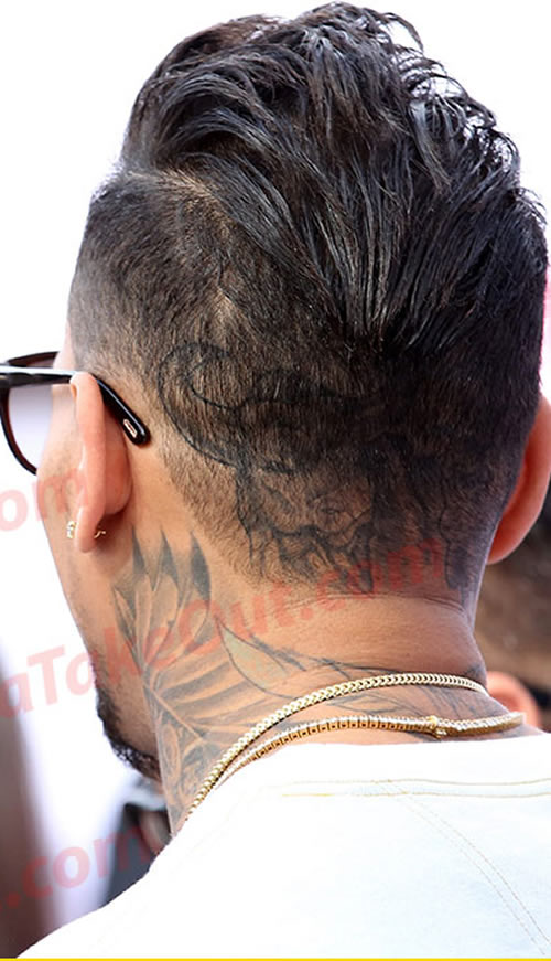 让我们近距离看看Chris Brown的新发型..感觉还不错 (照片)