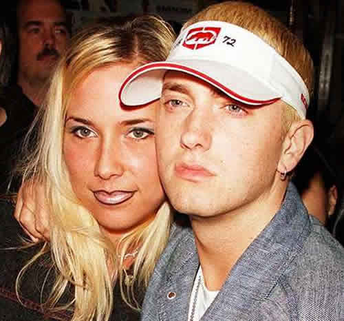 关注!! Eminem又帮助人了..这次他帮助的是企图自杀的前妻Kim (详细报道)