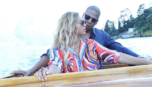 Jay Z笑了，在度假的时候...他和老婆Beyonce在欧洲享受顶级生活 (9张照片)