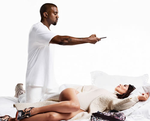 老佛爷出马..拍摄Kanye West拍卡戴珊Bed照, 接吻,自拍..当然顶级 (5张照片+详细内容)