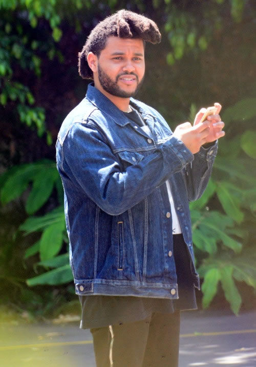 The Weeknd不仅音乐上牛X, 他的发型是标志性有趣的..现在他有新发型了 (附更多照片)