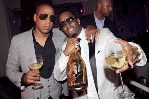 谁是最新的嘻哈收入之王? 第一名收入4亿..Top 10年收入至少1亿 (福布斯Hip Hop Cash Kings榜单)