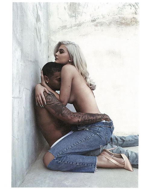 发了好多超级Sexy相片后, Tyga女友Kylie Jenner被著名城人网站调侃 (9张照片)  