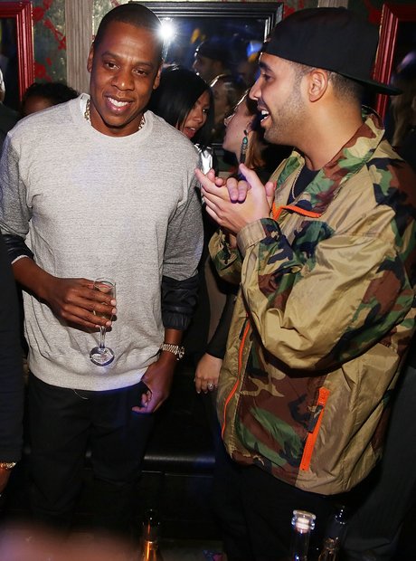看不见硝烟的战争..嘻哈大亨Jay Z对扛Drake给他上课..暗战持续