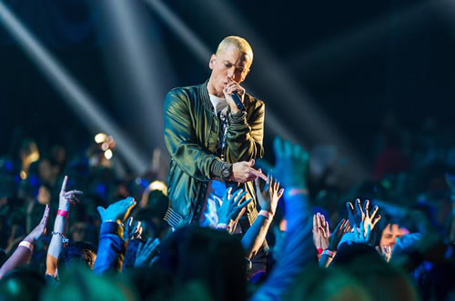 Eminem在2017年第一次上Billboard榜单..即使在不发行新歌的情况下