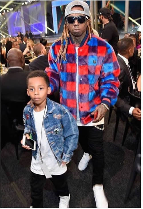 惊讶到了..Lil Wayne与儿子长得一模一样 (照片)