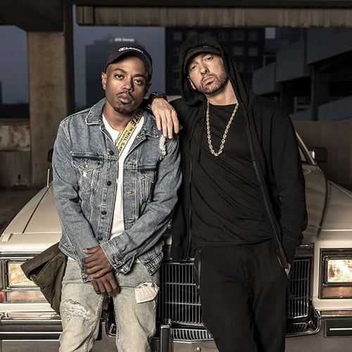 Rap God Eminem和他的强大后盾..Slim Shady是世界上和黑人群体混得最好的白人...