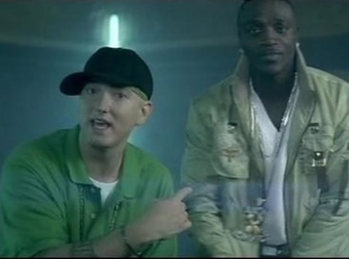 最牛X的评价！Rap God Eminem在Akon眼里是有史以来最伟大的Rapper