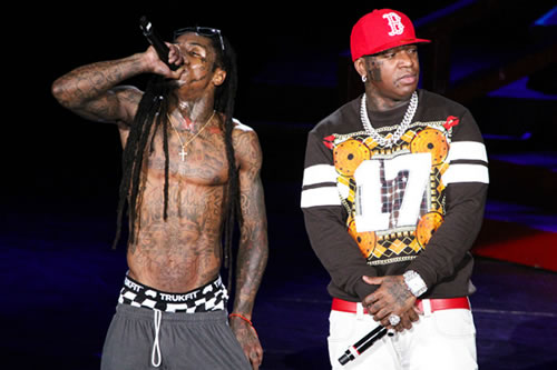 “父子”的斗争即将结束? YMCMB大老板Birdman保证“儿子”Lil Wayne的新专辑Tha Carter V将会在今年发行