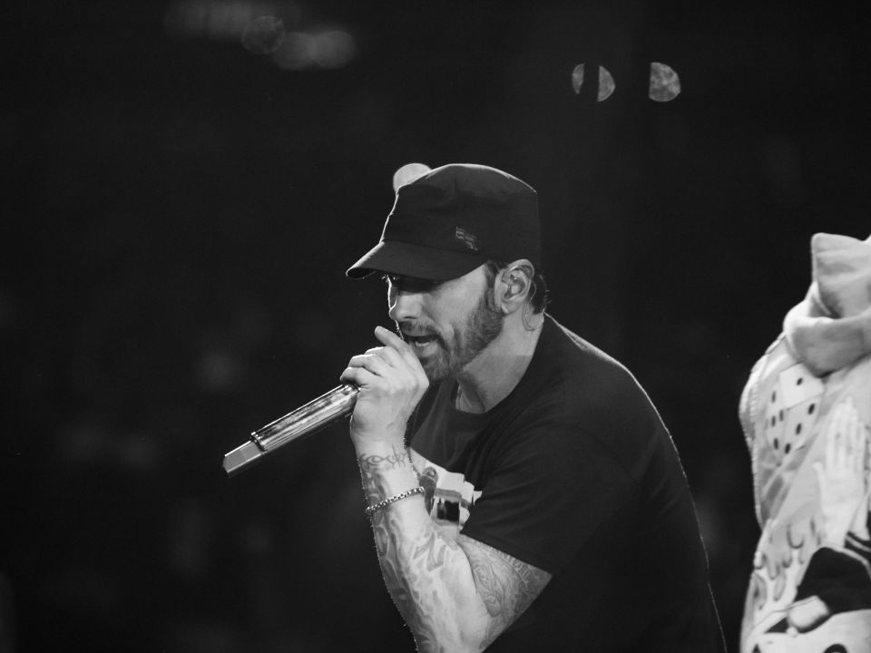 官方高清大图：Eminem放出Coachella演出的漂亮照片..Stan收藏吧