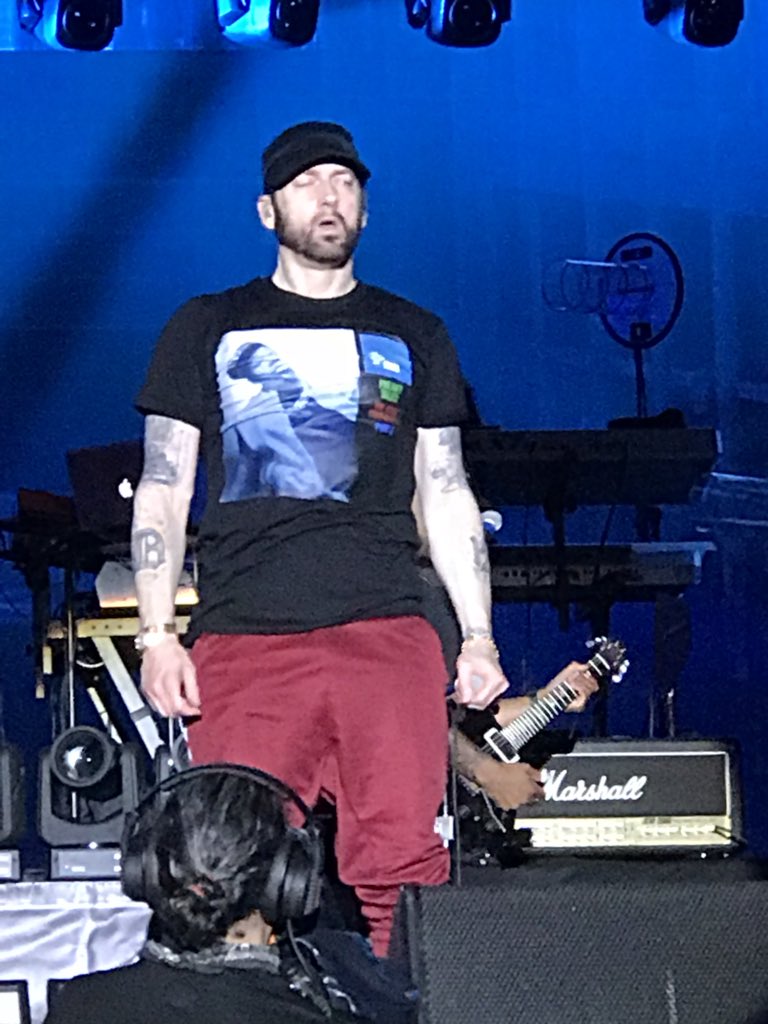 又有Eminem的新歌听了。。。
