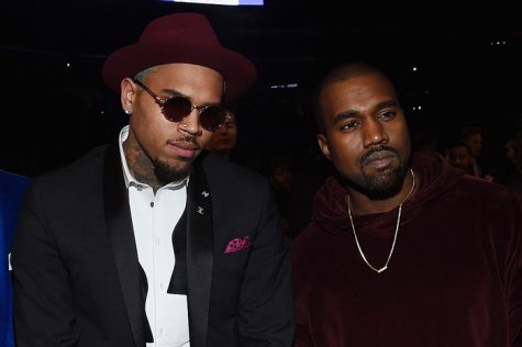 Kanye最近很不顺..合作者Chris Brown也出来骂他了..因为Kanye最近的这个评论