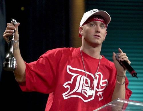 Rap God Eminem没有给其他的rapper留活路.. 看看这个榜单