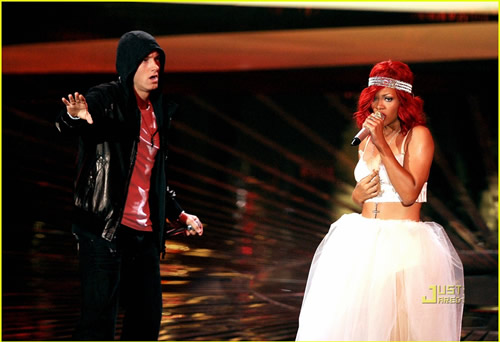 Eminem“爱你躺过的马路”依旧甩“你”几条街