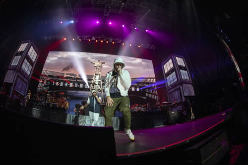 Eminem放出在夏威夷的演唱会官方照片 