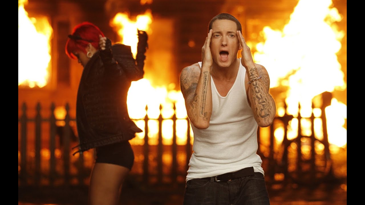 恭喜!! Eminem第一个MV破18亿播放，Youtube历史上所有视频播放总数排名第39位  ​​​​
