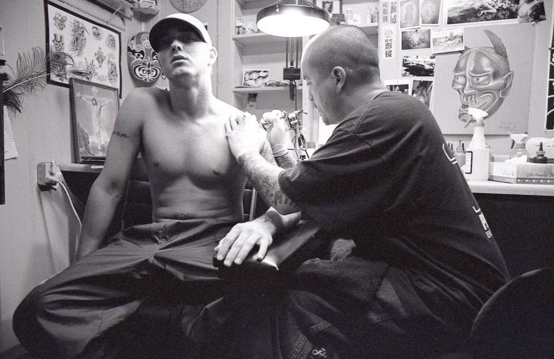 罕见照：1999年Eminem刺了第一个纹身 Pt2. THE REAL SLIM SHADY. ​​​​