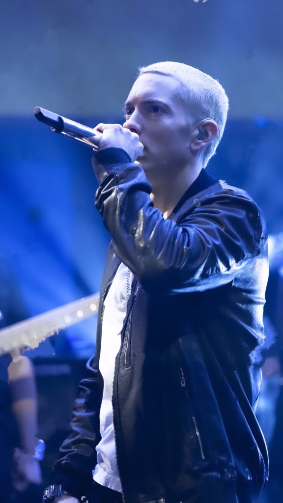 掐腿一算，离上次Eminem的演唱会已经1305天了