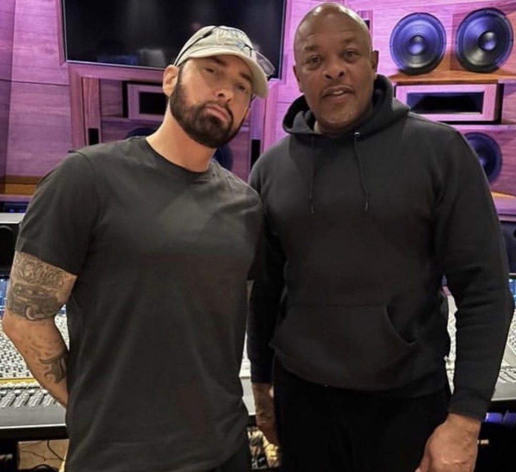 最新！Dr.Dre录音室里听了阿姆的新专辑歌曲