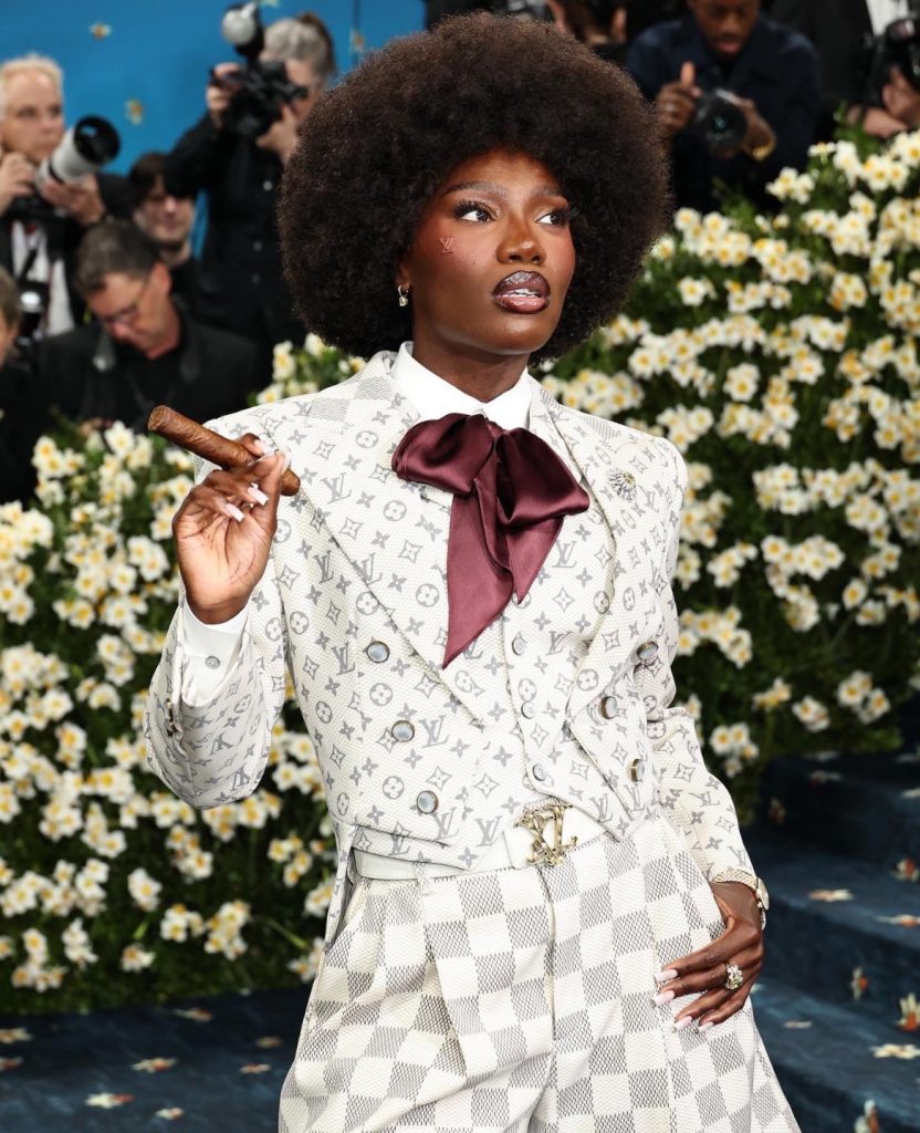 网红主播Adin Ross因为抨击Doechii失去上千万元