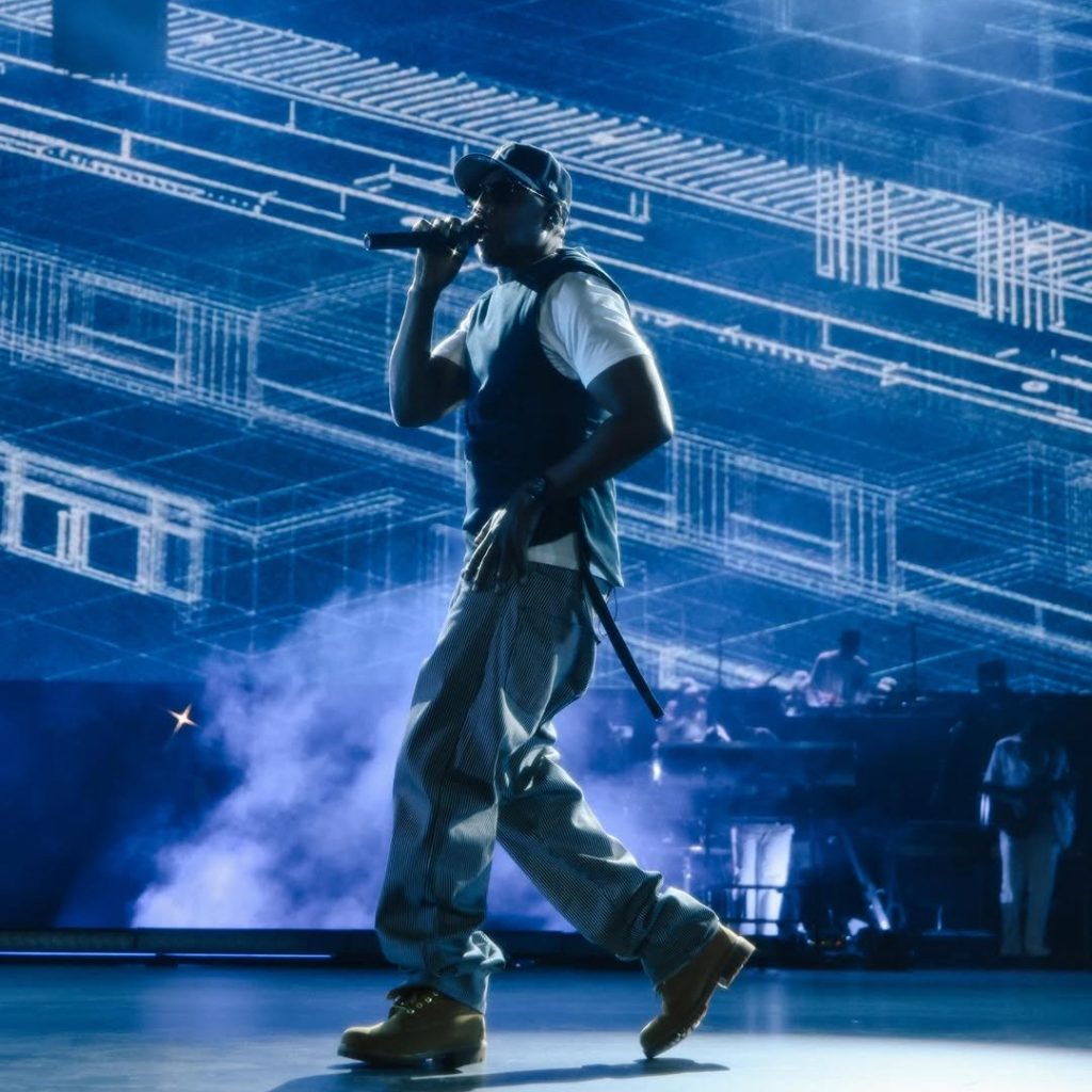 有人劝Drake擦亮眼，Jay Z演唱会去捧场所有圈内人